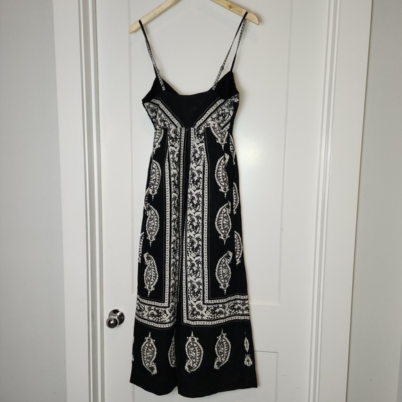 NWT Free People Feel The Sun Linen Black Paisley Jumpsuit 0 Cutout Beachy Boho - Picture 3 of 12